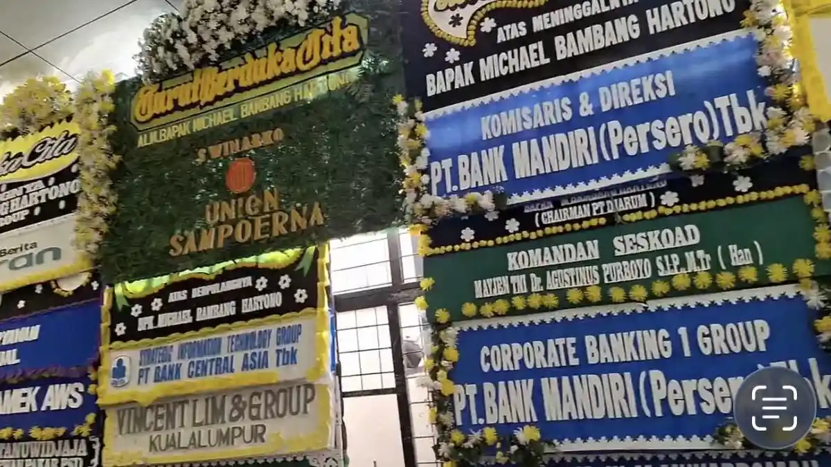 Belasungkawa Masih Mengalir, Karangan Bunga Berjejer Penuhi Beranda Rumah Duka Bos Djarum