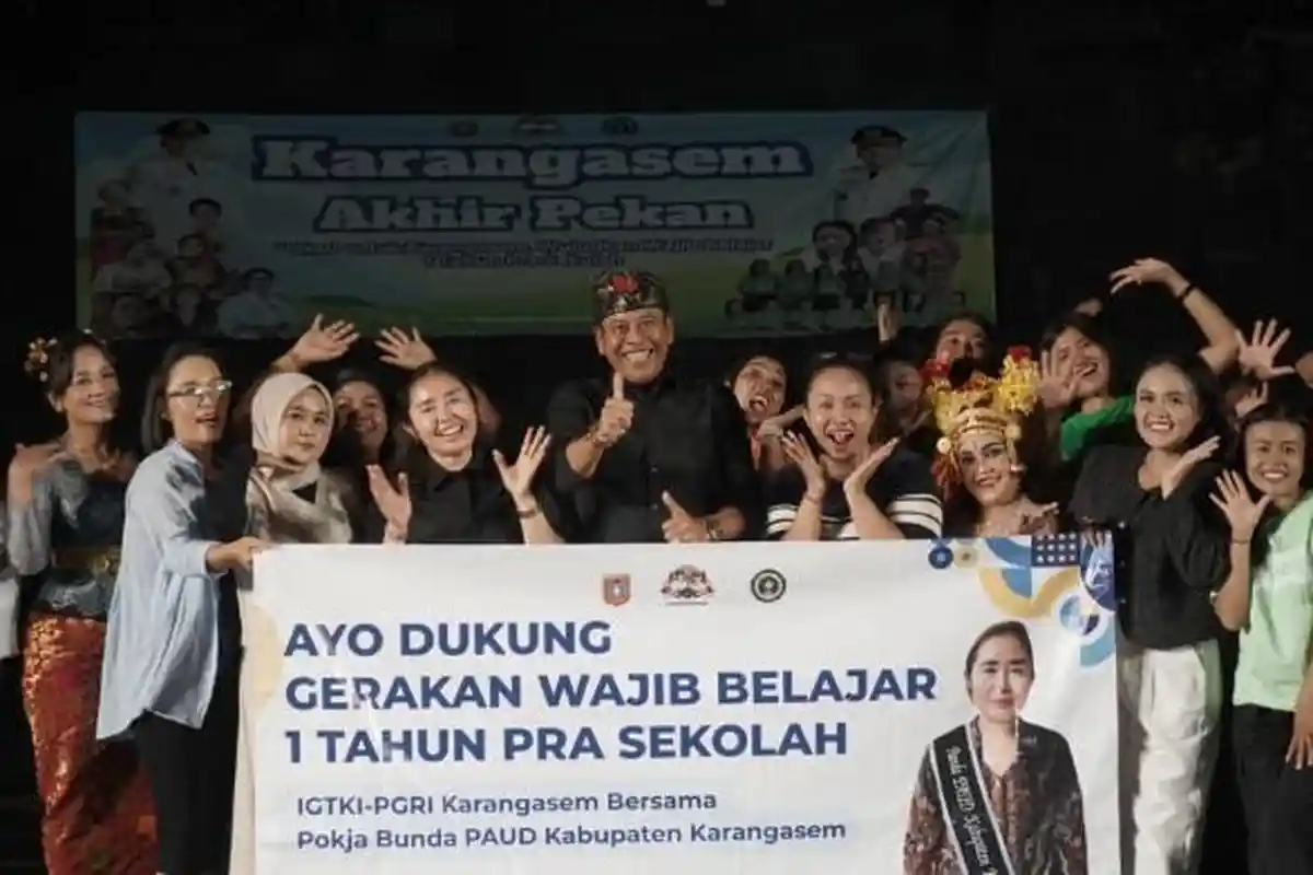 Bunda Mas Parwata Hidupkan Kembali Permainan Tradisional dan Budaya Lokal di PAUD Karangasem