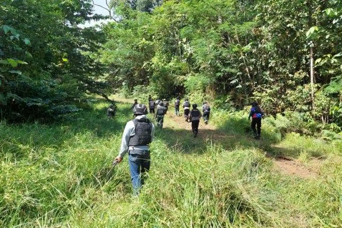 Nasib Baik, Reva Juru Masak Proyek Jalan Trans Selamat Setelah Sembunyi di Lumpur saat KKB Menyerang