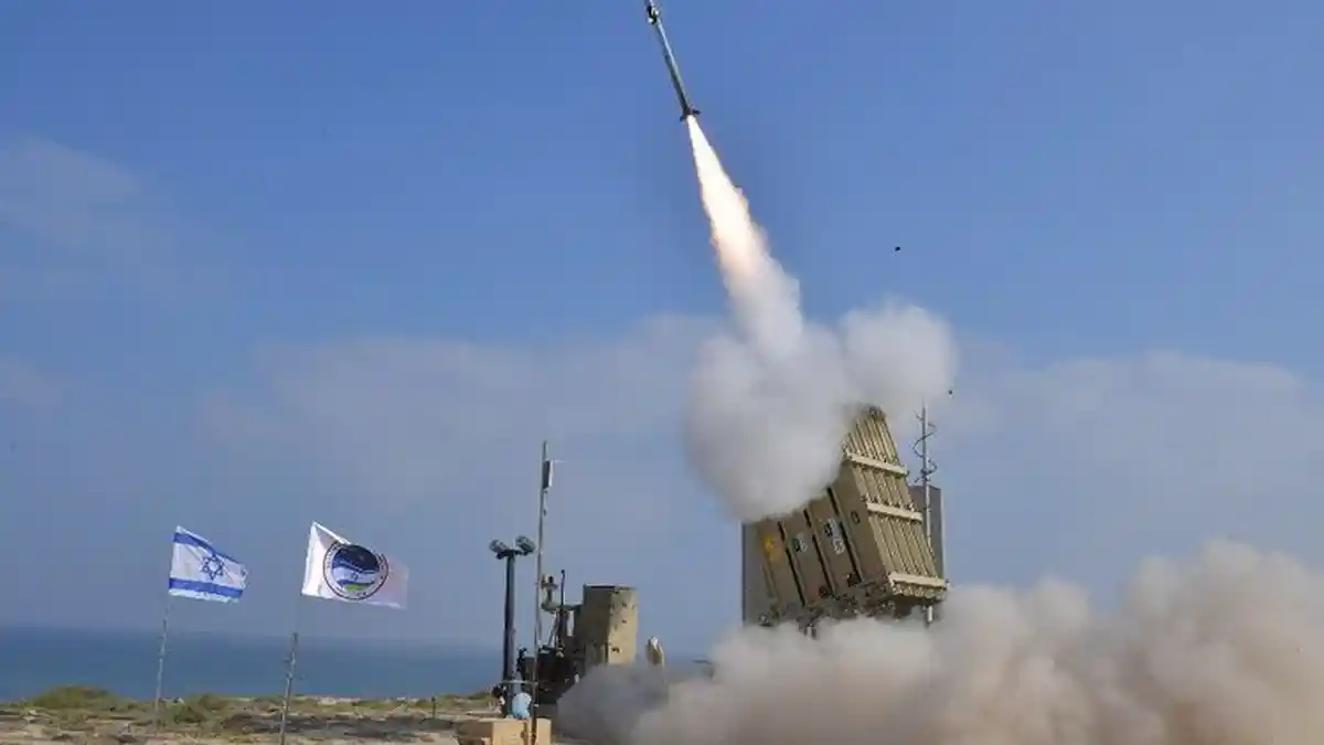 Israel Luncurkan Serangan Rudal ke Pelabuhan hingga Fasilitas Utama Suriah