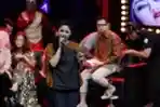 Aksi Panggung Dewi Persik Untuk Penggalangan Dana Jupe