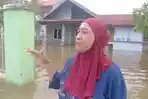 Misrawati-62-warga-Kelurahan-Padang-Sappa-rumahnya-terendam-banjir-hingga-ketinggian.jpg