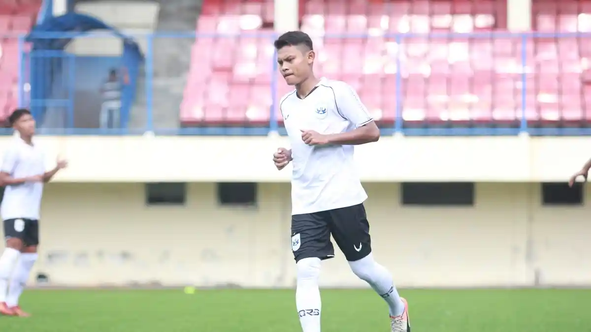 PSIS Semarang Jalani Latihan di Surabaya, Gelandang Fandi Eko Utomo Punya Aktivitas Sambilan