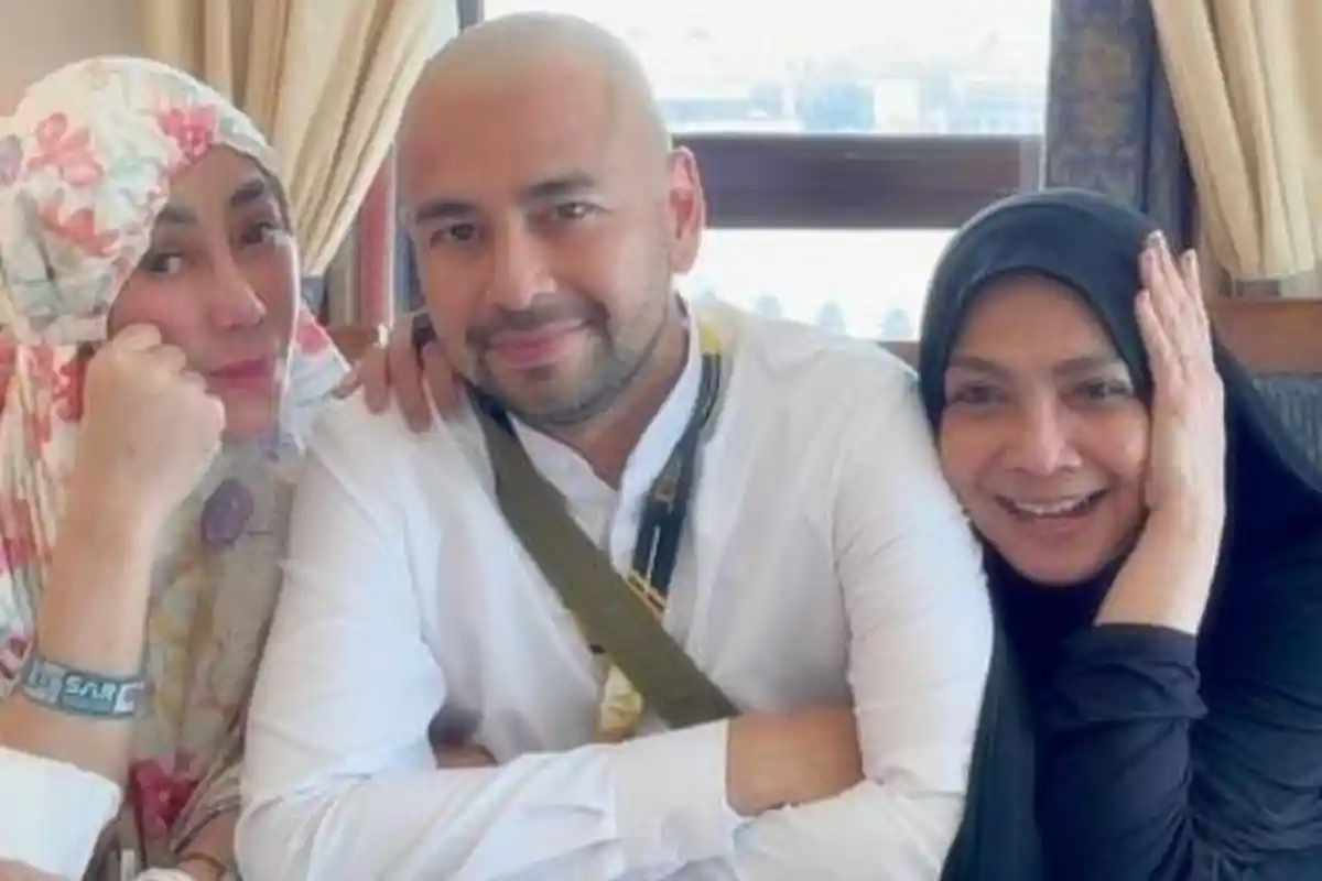 Raffi Ahmad Bantah Usai Disebut Tak Khusyuk Saat Ibadah Haji