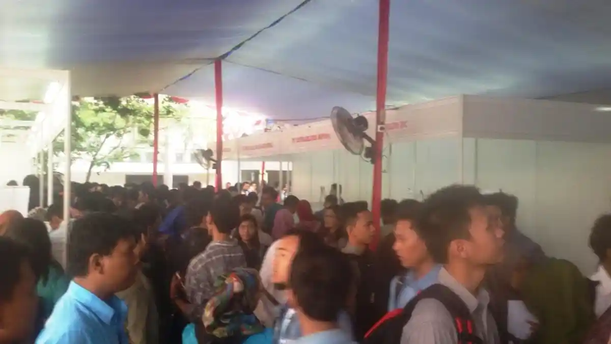 Ratusan Pencari Kerja Ikuti Jobfair Disnaker Palembang