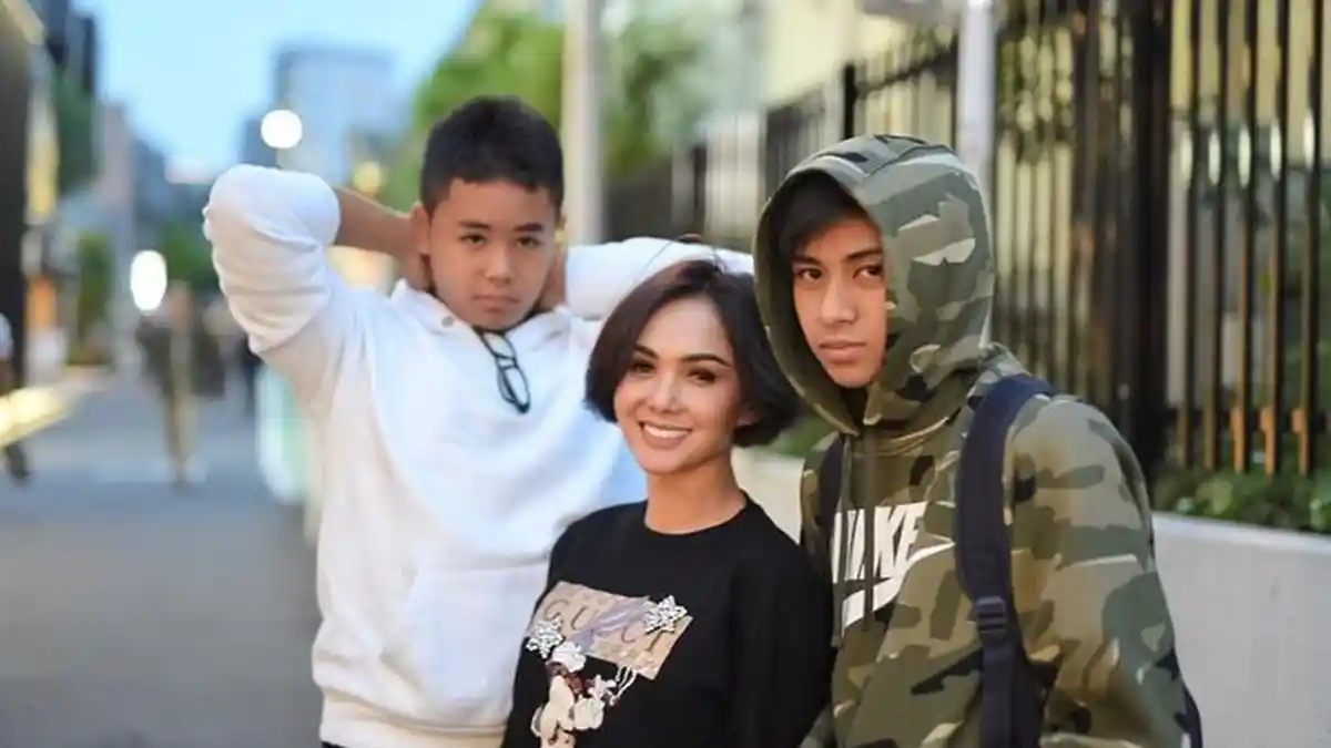 Punya Ibu Setajir Yuni Shara, Sang Putra Bungsu 'Ngemis' Demi Dapatkan HP Mewah: Mau Dapet Hadiahnya