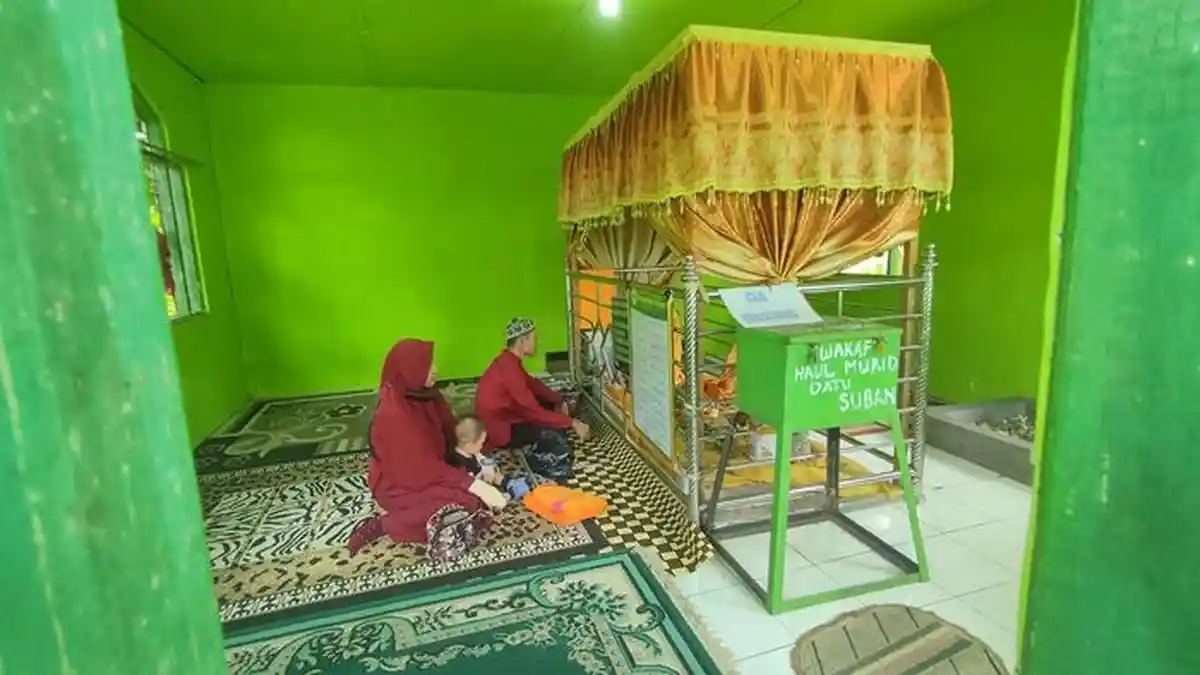 Wisata Religi Kalsel : Ziarah ke Makam Datu Suban,  Ini Kubur Murid-murid Almarhum