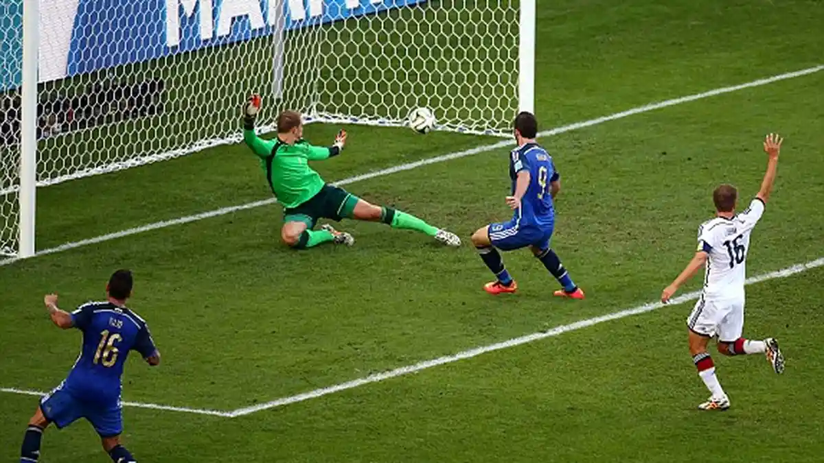 Jerman vs Argentina: Babak I Masih Sama Kuat, 0-0