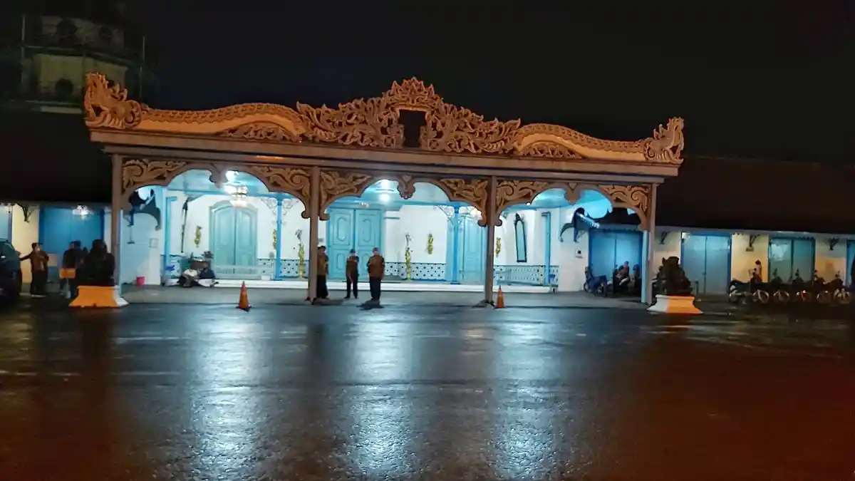 Tak Ada Kirab Kebo Bule Malam Satu Suro di Keraton Solo