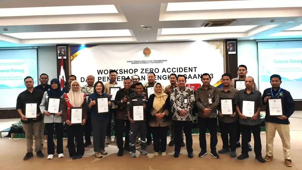 Wujudkan Komitmen Keselamatan Kerja Astra Motor Yogyakarta Raih 