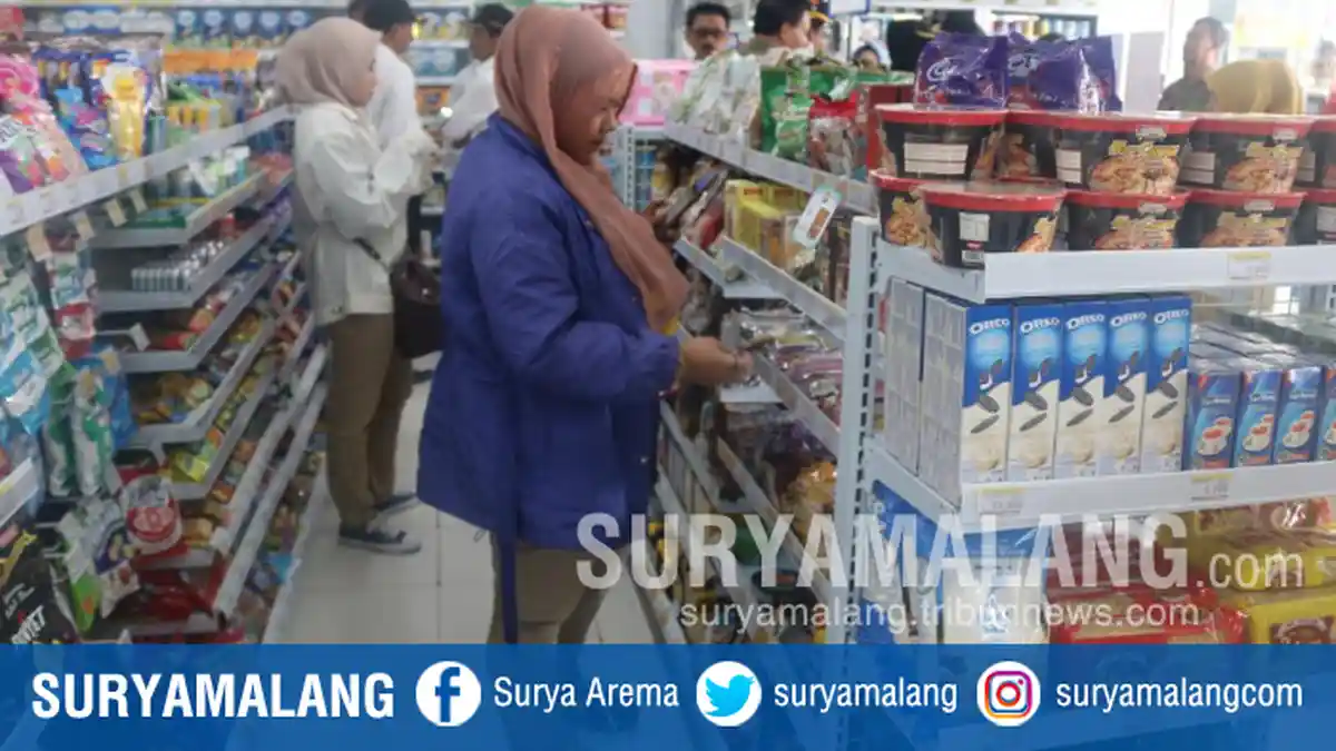 Pemkot Malang Tutup Satu Toko Modern Tak Berizin