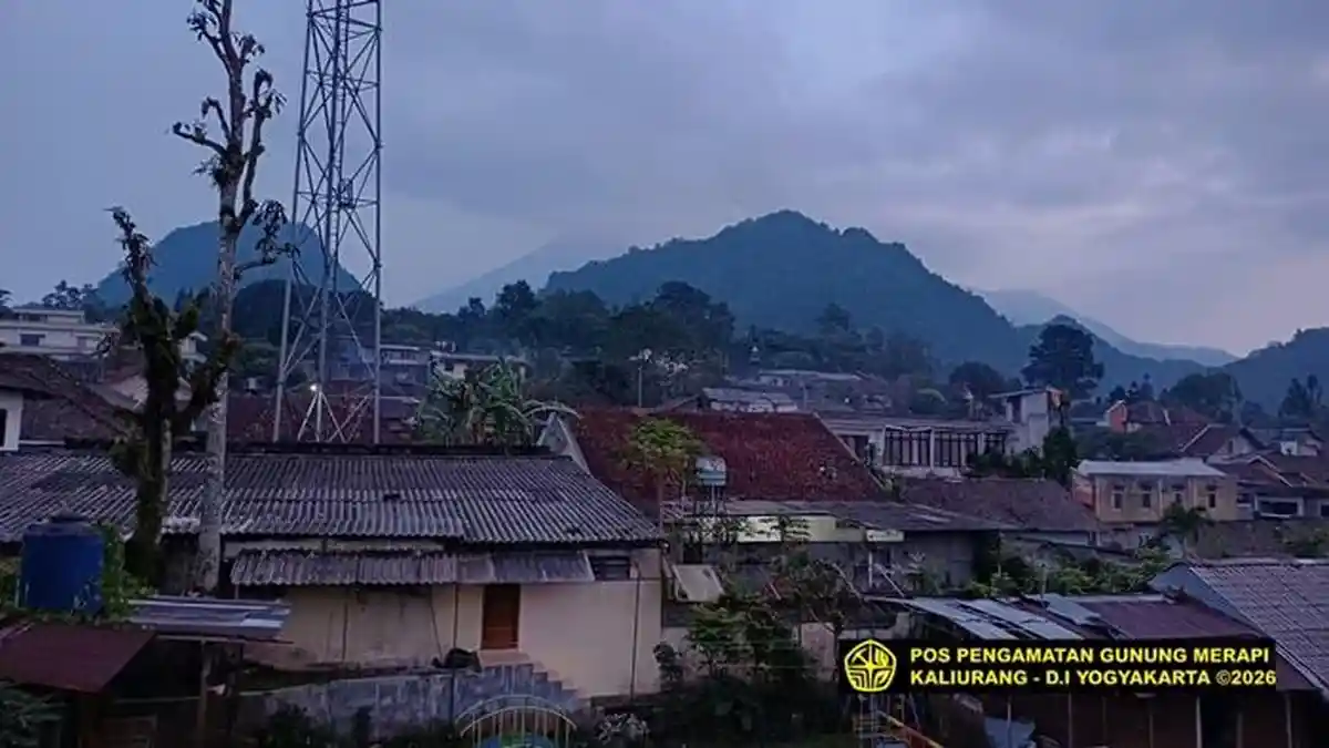 Aktivitas Gunung Merapi Senin 6 April 2026 : Teramati 6 Kali Guguran Lava