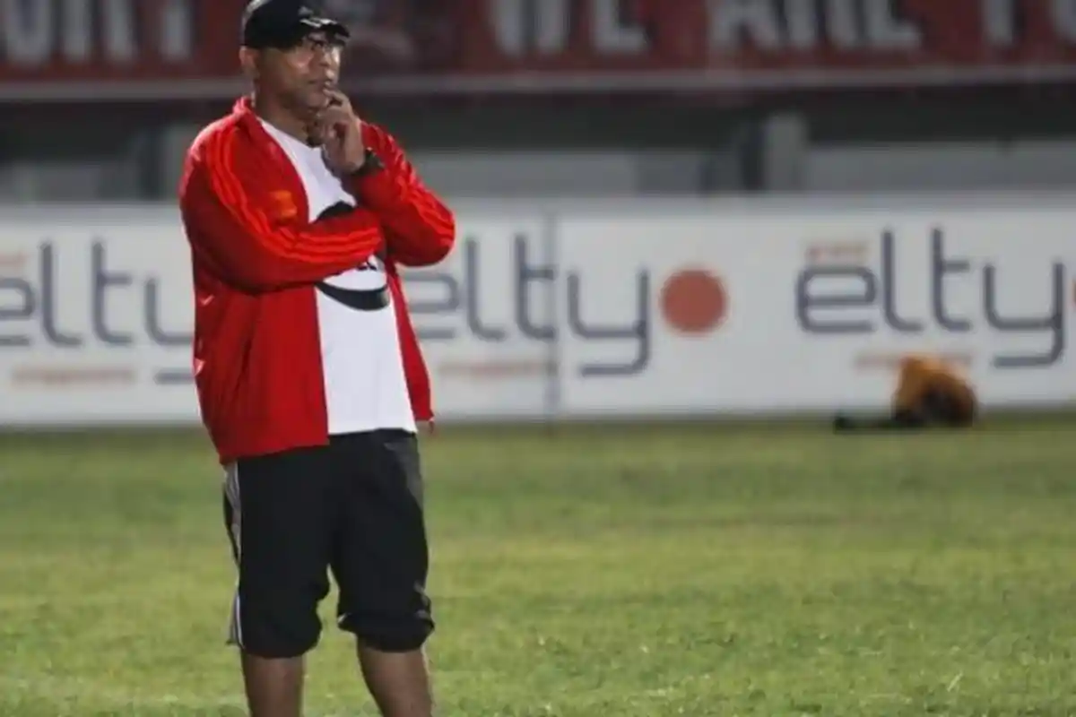 Jelang Persela vs Persib, Iwan Setiawan Ternyata Pernah Melamar Jadi Pelatih Maung Bandung, Tapi . .