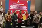 Rekap KPU, Warga Surabaya Loyal ke Risma, Calon PDIP Kandaskan Khofifah di Kota Pahlawan