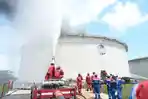 BREAKING NEWS Tangki Kilang Pertamina Cilacap Terbakar di Tengah Isu BBM Oplosan, Ada Apa?