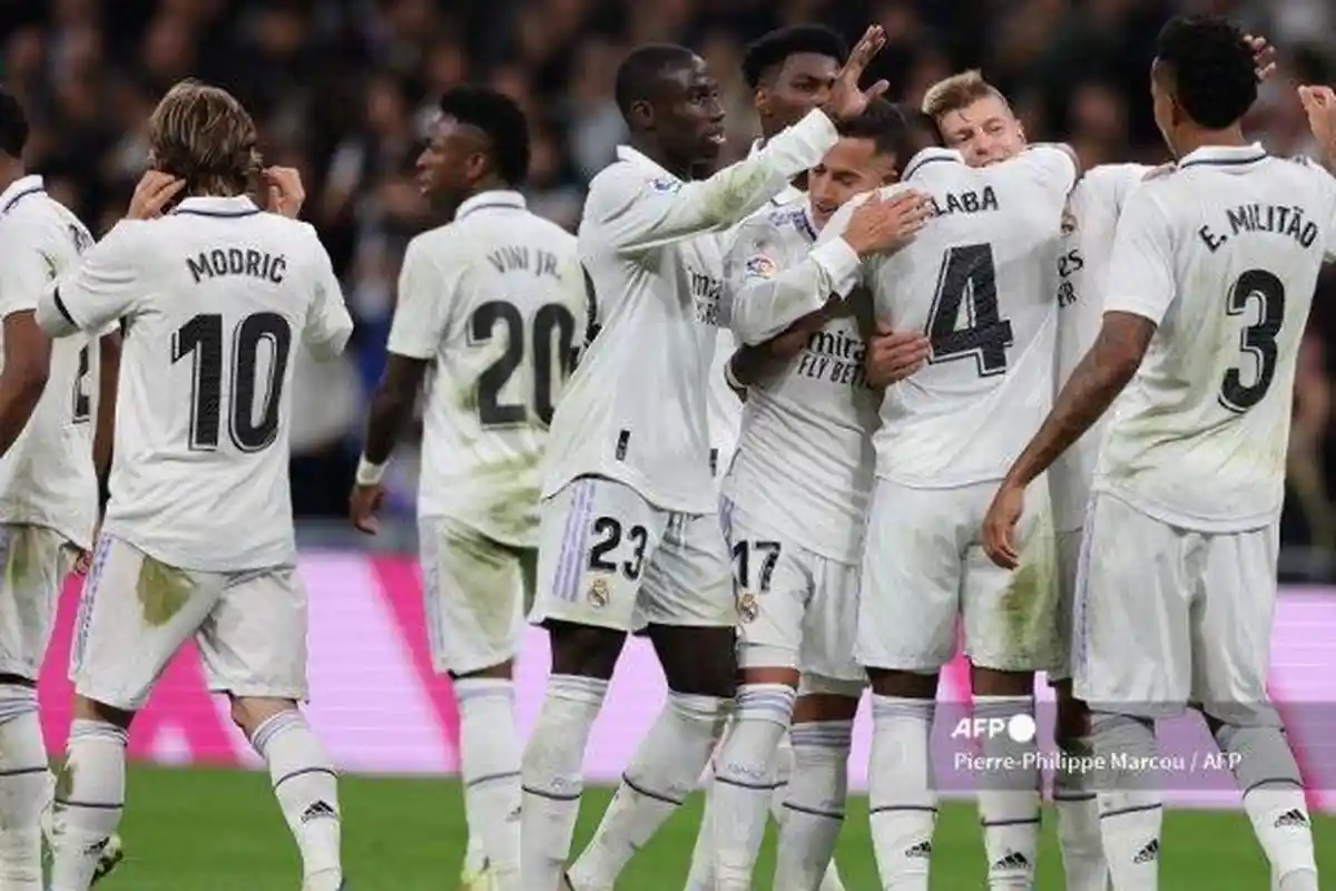 LiveON RCTI, Real Madrid vs Barcelona, Kesempatan Xavi Raih Trofi Pertama