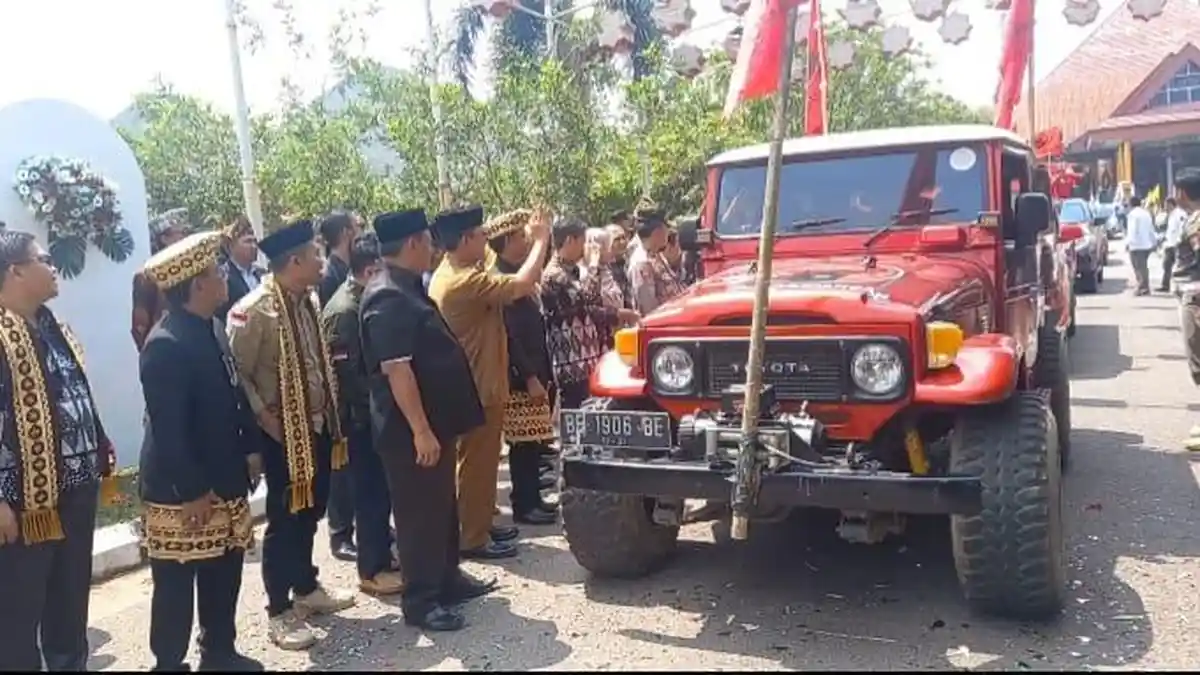 KPU Lampung Tengah Gelar Kirab Menjelang Pemilu 2024