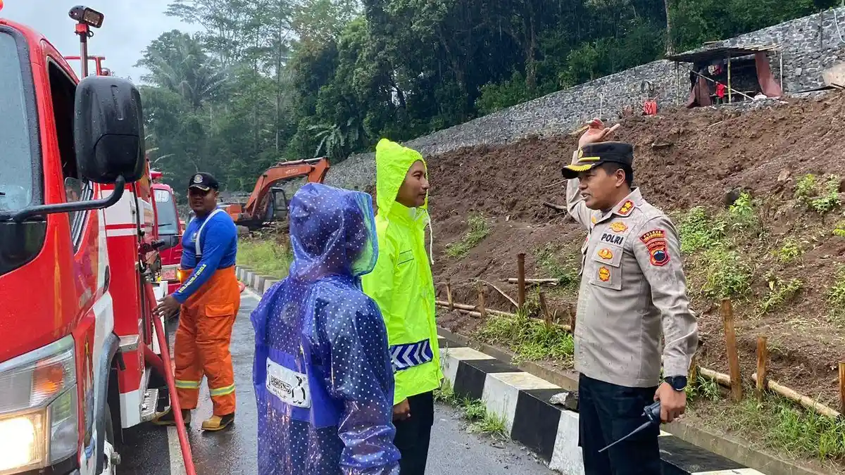 Jalan Utama Semarang-Magelang Kembali Normal, Kapolres Temanggung Tetap Siapkan Jalur Alternatif
