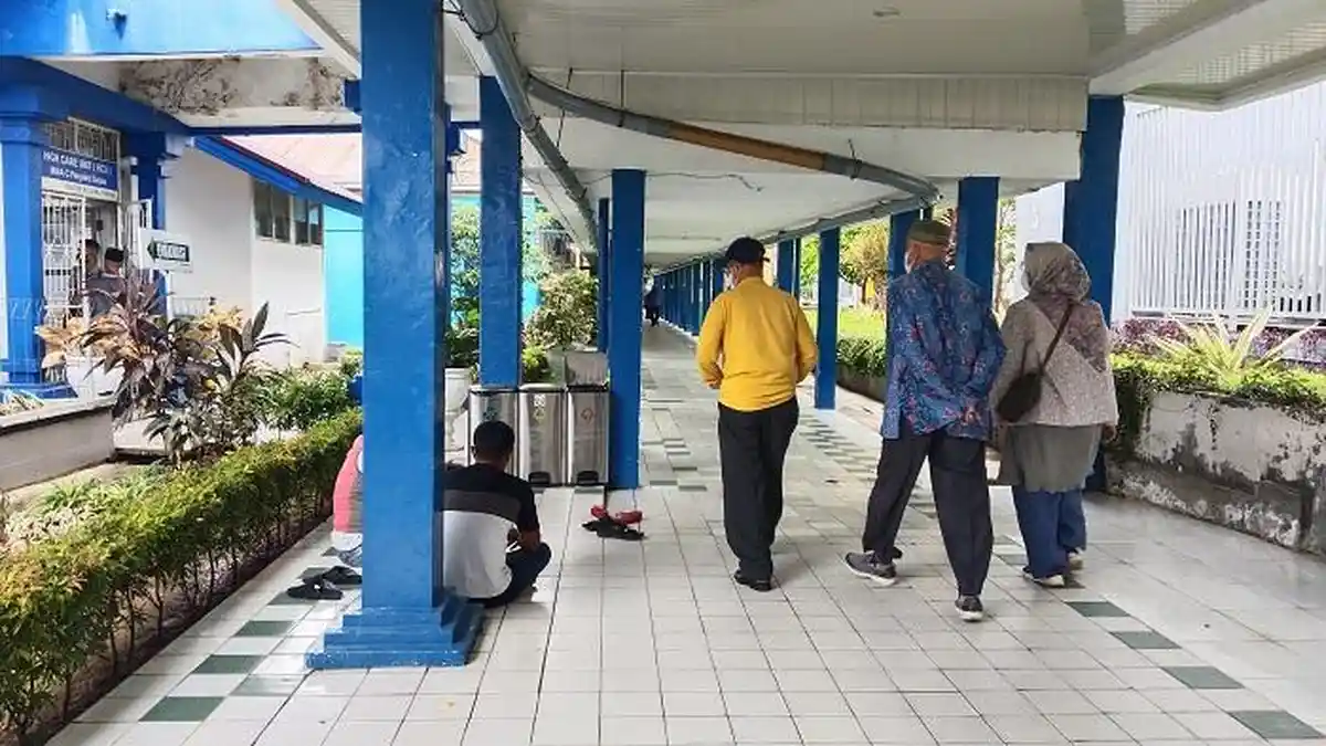 Cegah Banjir, Wako Hendri Septa: Jangan Buang Sampah Sembarangan dan Perhatikan Drainase