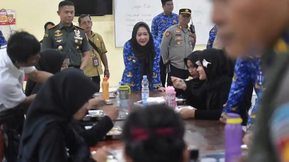 Ribuan Siswa di Purbalingga Nikmati Paket Makanan Bergizi Gratis dari Program MBG
