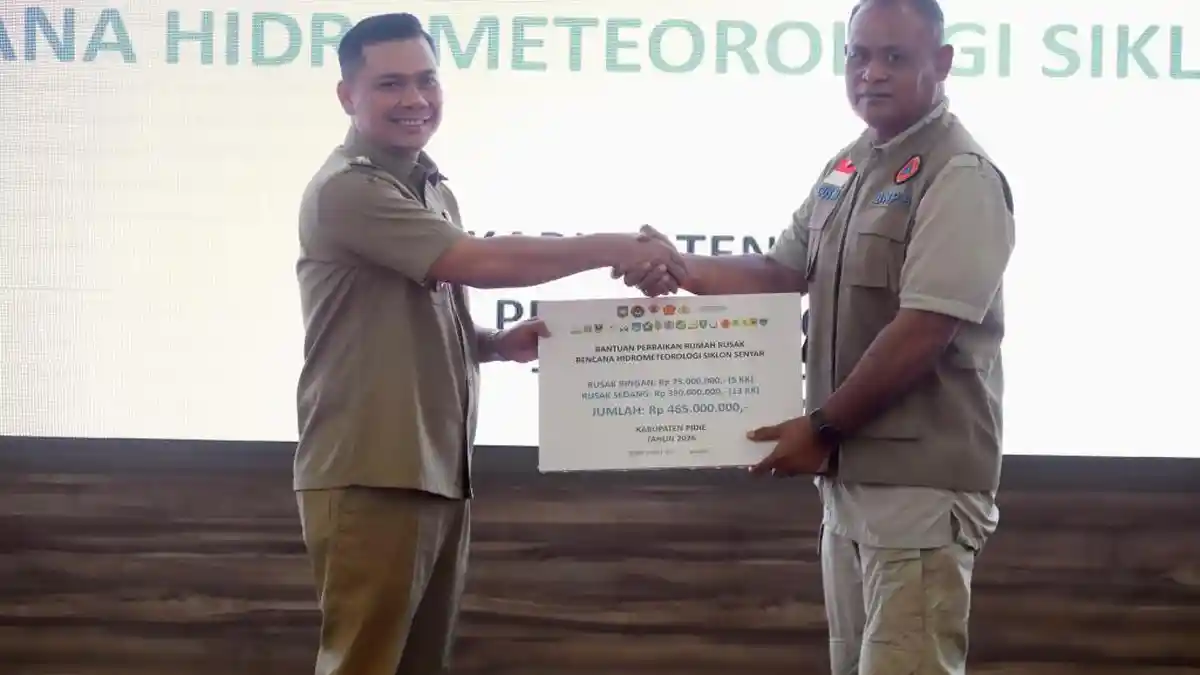 Warga yang Rumah Rusak Ringan & Sedang di Pidie Terima Dana, Diserahkan Wabup Alzaizi