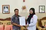 Kepala-BP3MI-NTT-dan-Ketua-Komisi-Keadilan-Perdamaian-dan-Pastoral-Migran-Perantau-KKP-PMP.jpg