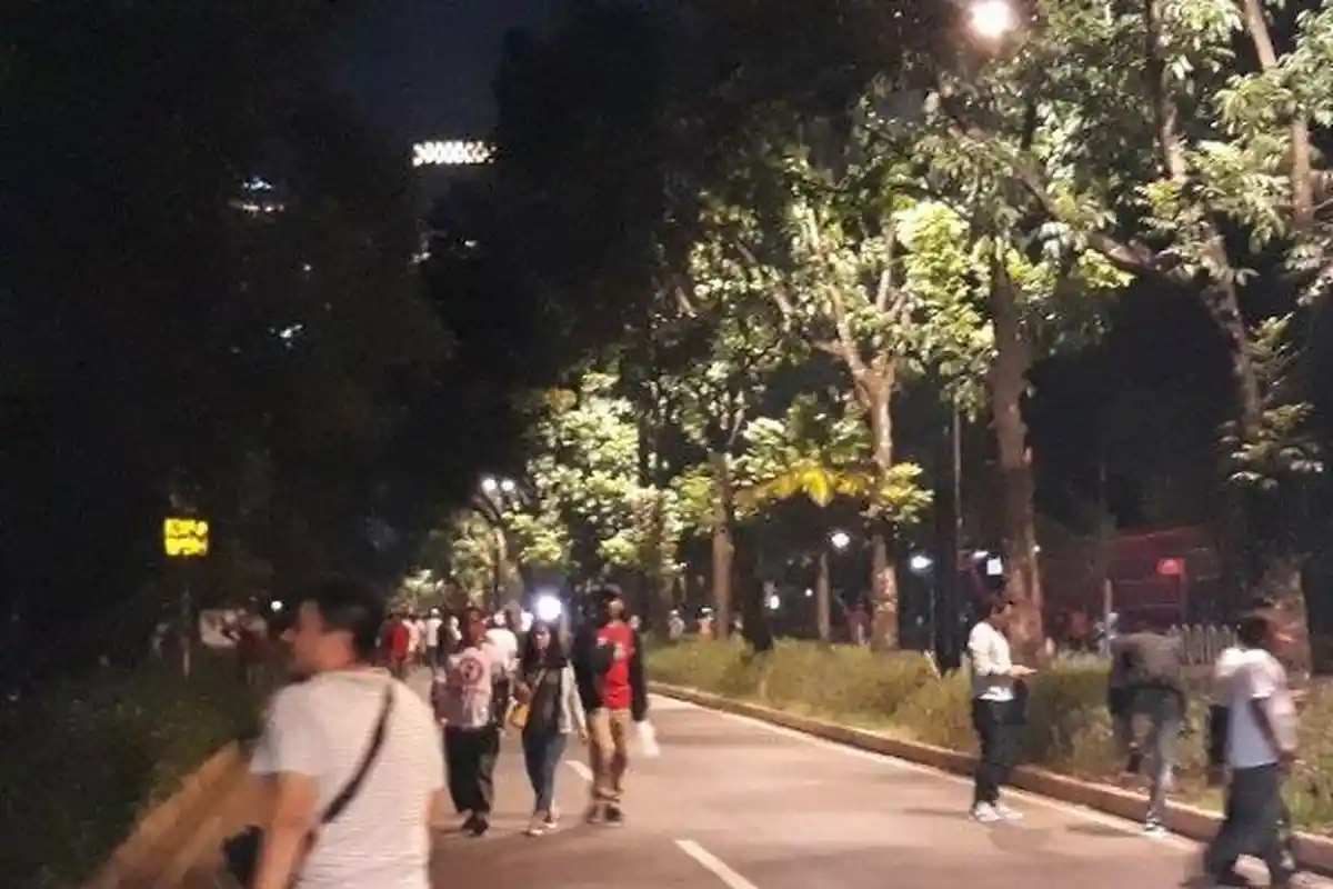 BREAKING NEWS: Terdengar Dentuman Keras di GBK, Massa Paslon 01 Bubar