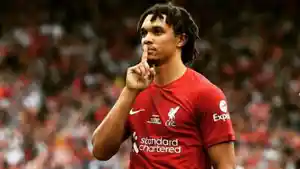 Bintang-Liverpool-Trent-Alexander-Arnold-fg.jpg