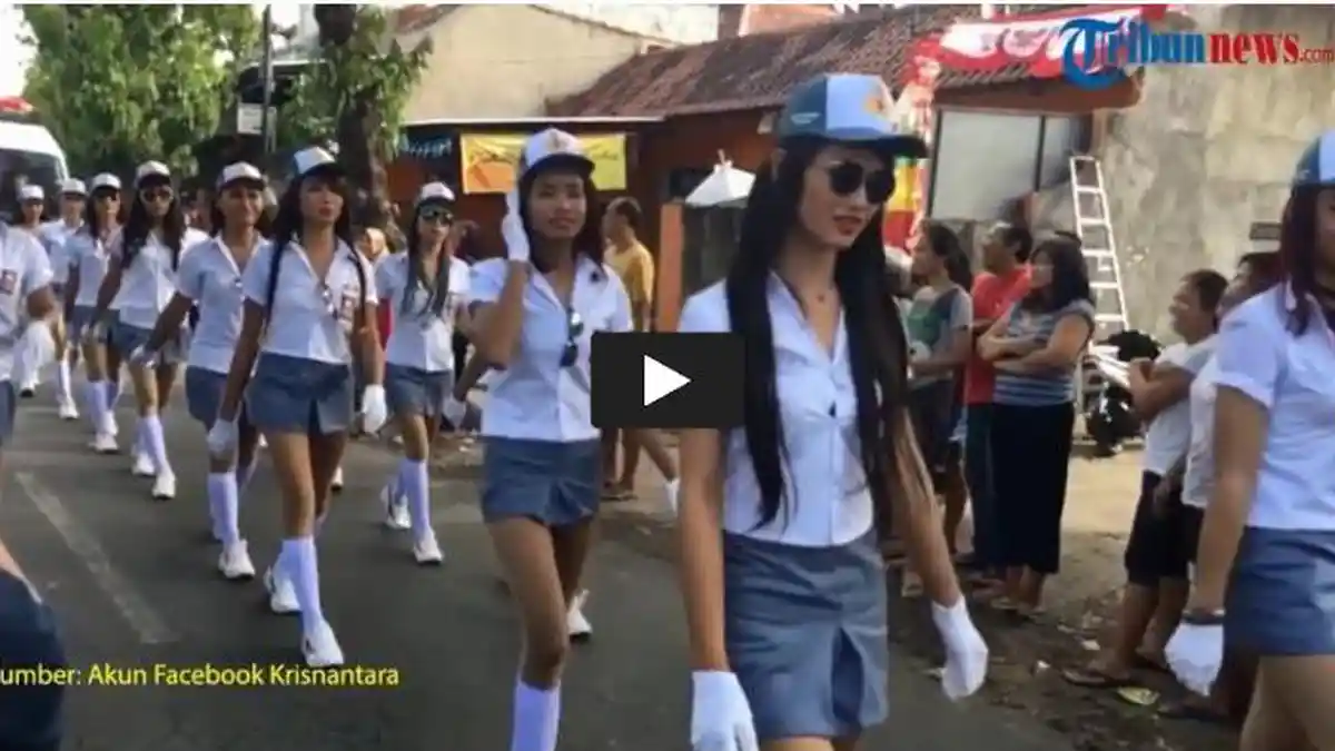 'Cess siaga', Kisah Waria yang Kesulitan Beribadah hingga Diserbu Pria-pria Kuat, Akhirnya Bersatu