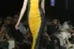 Fashion Show IKAT Indonesia Karya Didiet Maulana