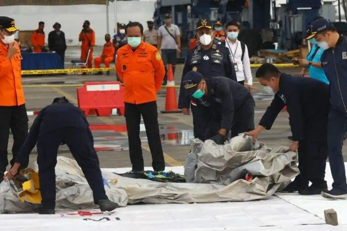 Basarnas Temukan 45 Kantong Potongan Tubuh Korban Sriwijaya Air SJ 182,Ini Fokus SAR Berikutnya