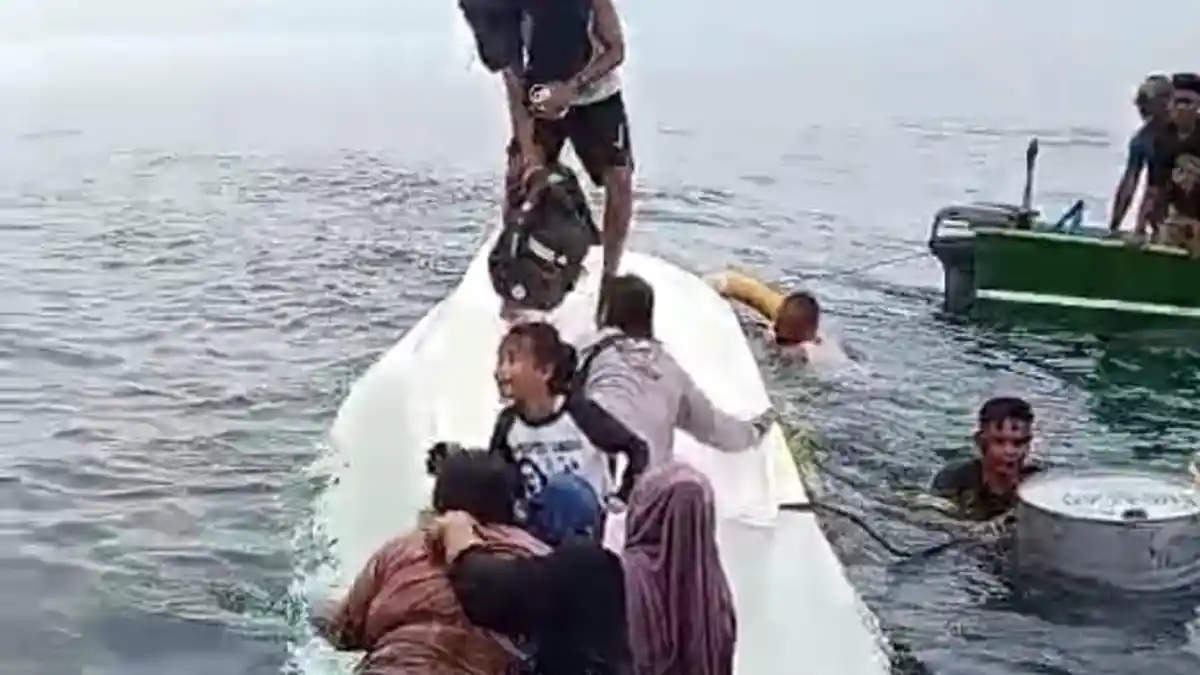 BREAKING NEWS : Speedboat Rute Ternate-Kayoa Kecelakaan di Perairan Moti