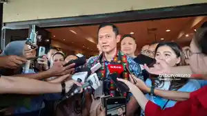 Ketum-Demokrat-Agus-Harimurti-Yudhoyono-AHY-Gereja-Katolik-Santo-Andreas-Kedoya.jpg