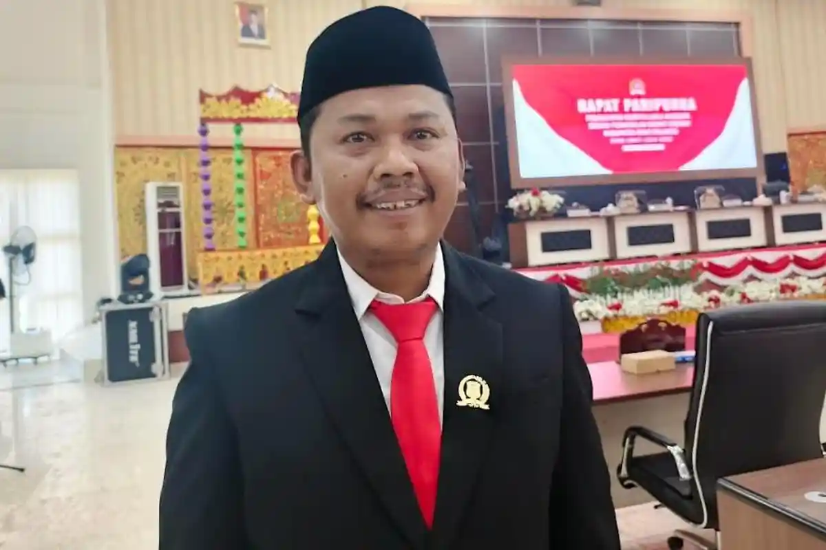 Faisal Yunus Terpilih Sebagai Ketua Sementara DPRD Bone Bolango Periode 2024-2029