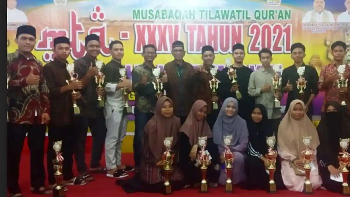 15 Santri dan Alumni Misbahul Ulum Raih Juara Lomba Kaligrafi pada MTQ Kota Lhokseumawe