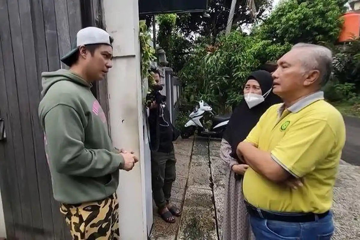 Didatangi Lagi Orang Tak Dikenal, Baim Wong Heran Pasutri Memelas Butuh Rp 100 Juta tapi Bawa Mobil