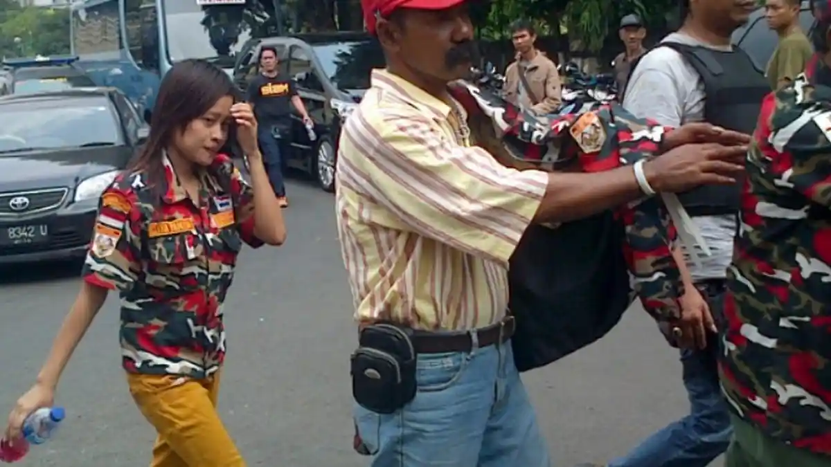 Perempuan Pirang yang Diamankan dari Waduk Ria Rio Bernama Panda