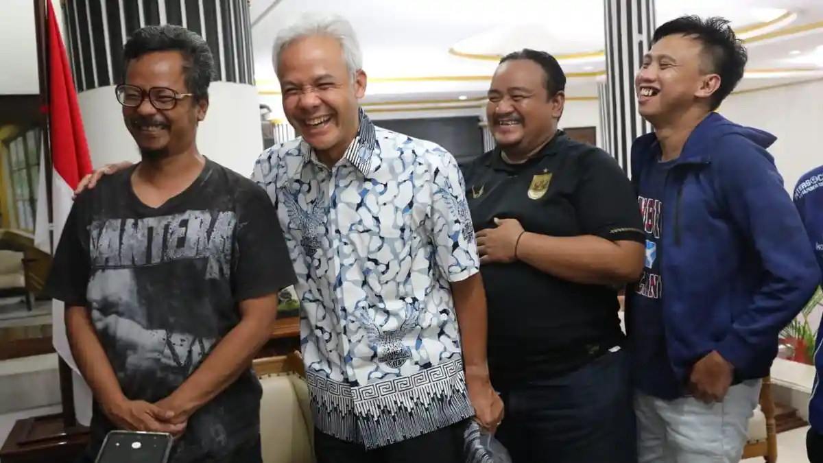 Jelang Laga PSIS vs Persib, Ganjar Bertemu Pentolan Panser Biru dan Viking, Apa yang Dibicarakan?