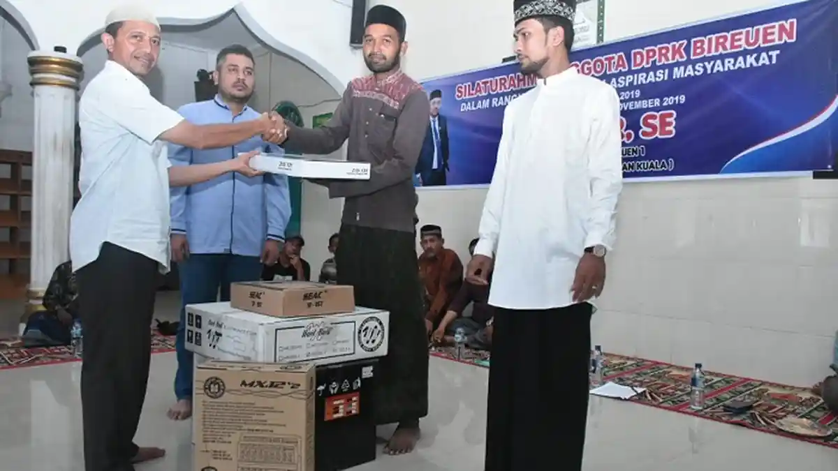 Warga Kota Juang Minta Anggota Dewan Perjuangan Honor Guru Ngaji dan Beasiswa Santri