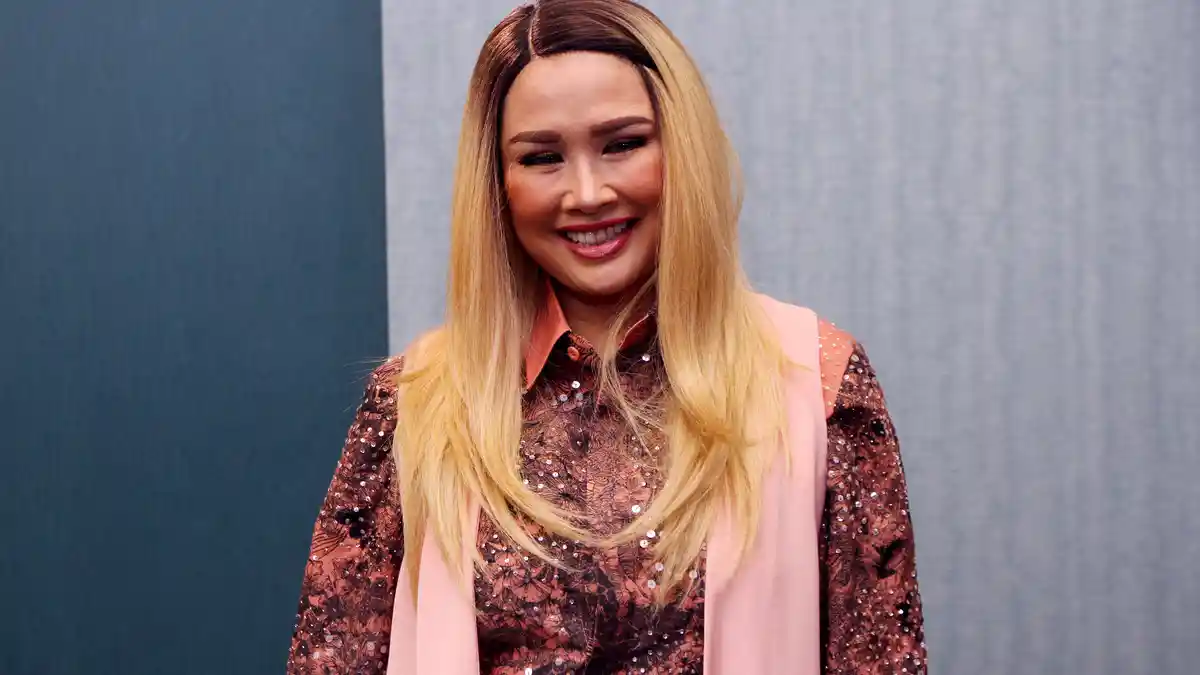 Chord Gitar Jangan Berhenti Mencintaiku - Titi DJ, Kunci Dimainkan dari E