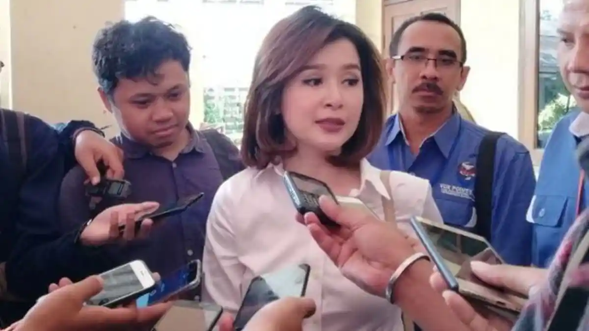 Dapat Beasiswa Belajar, Grace Tunjuk Giring Jadi Plt Ketum PSI
