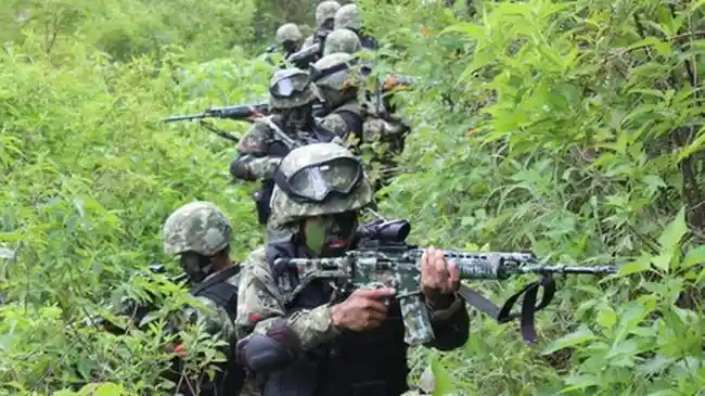 Hari Kedua Lebaran: 2 Prajurit TNI Gugur saat Kontak Tembak dengan KKB di Maybrat Papua