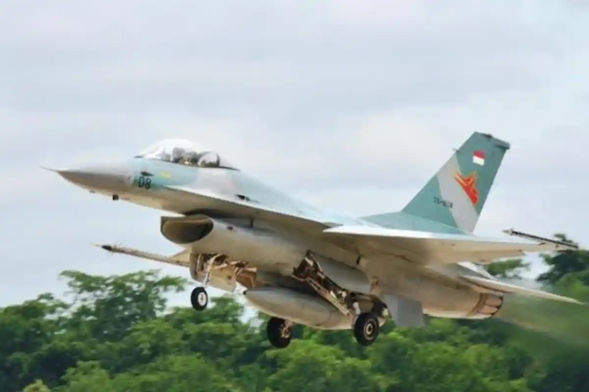 TNI Kirim Pesawat Tempur F-16 Ke Perbatasan Timor Leste dan Australia, Ini yang Terjadi