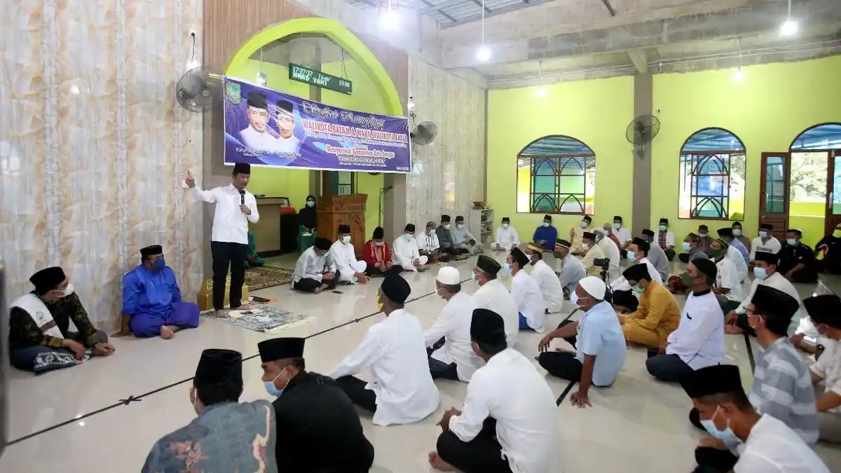 RAMADHAN 2021 - Walikota Batam HM Rudi Bahas Soal Kampung Tua saat Safari Ramadan di Batuampar