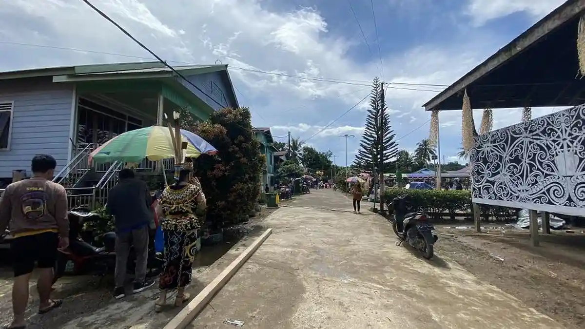 10 Rumah Warga di Bena Baru Berau Hanyut ke Sungai, Masyarakat Siap Pindah tapi Terkendala Listrik