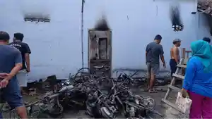 Tiga-unit-motor-dan-sepeda-listrik-milik-korban-ikut-ludes.jpg