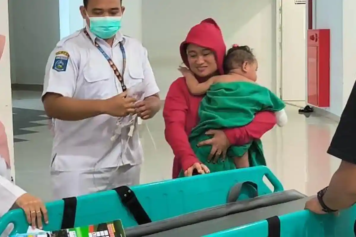 Bayi Asal Bima Jalani Operasi Lanjutan Pascaamputasi Tangan Selama 1,5 Jam di RSUD Provinsi NTB