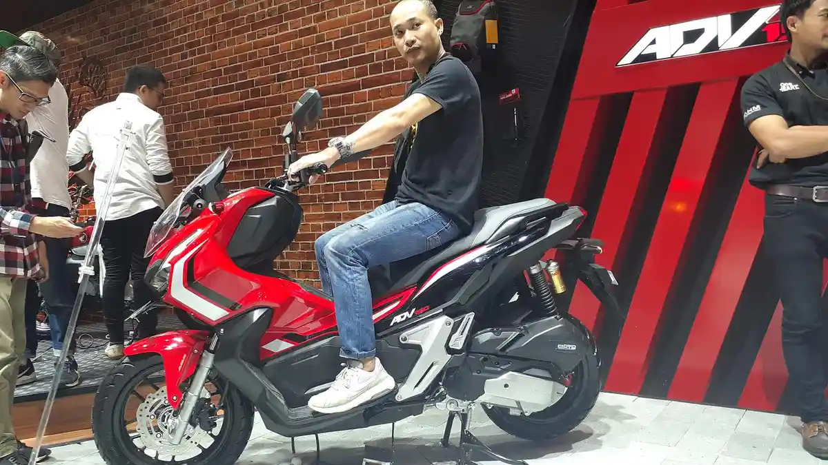 TRIBUNWIKI: Ini Keistimewaan dan Spesifikasi Lengkap Honda ADV 150, Intip Harganya