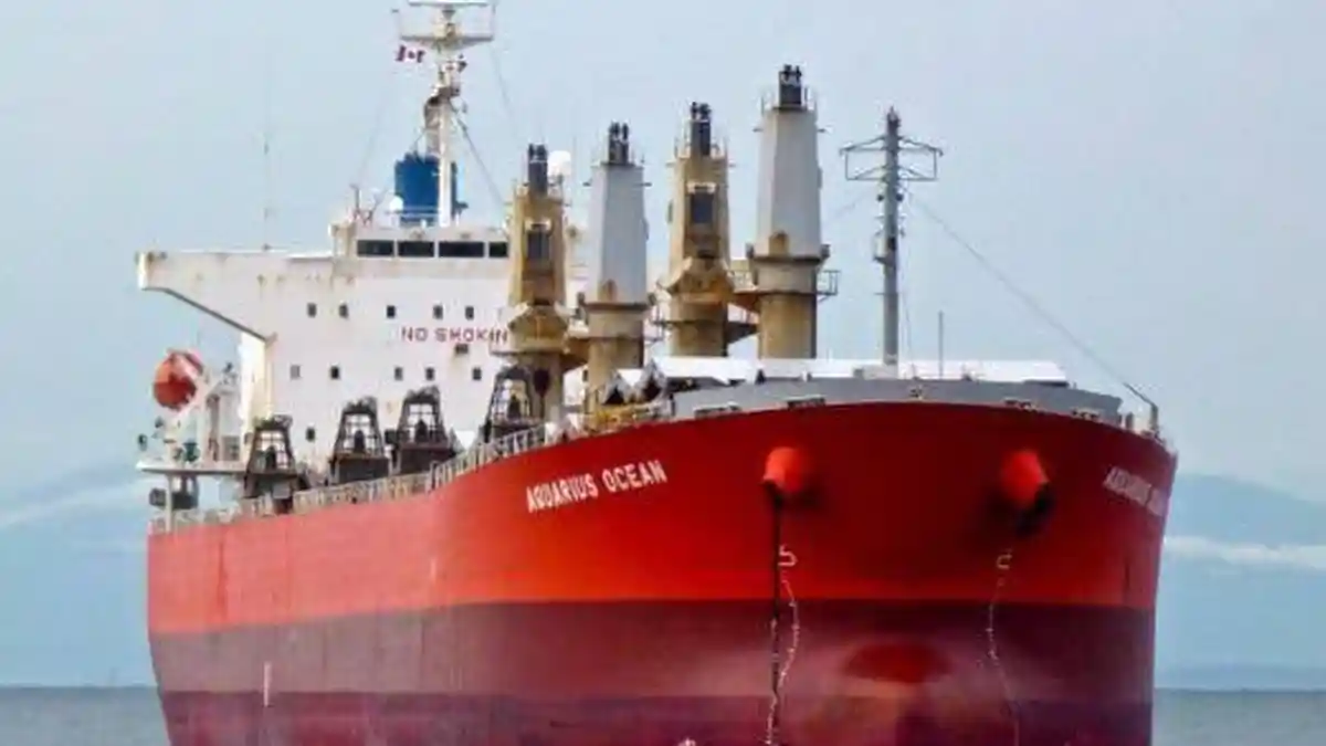 PT Transcoal Pacific Tbk Beli Mother Vessel Bernama MV Aquarius Ocean