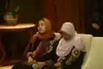 Penyerahan TKI Siti Aisyah ke Keluarganya